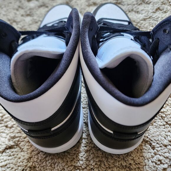 Wmns Air Jordan 1 Mid Panda Pre-Owned Sz 12 - Picture 6 of 8